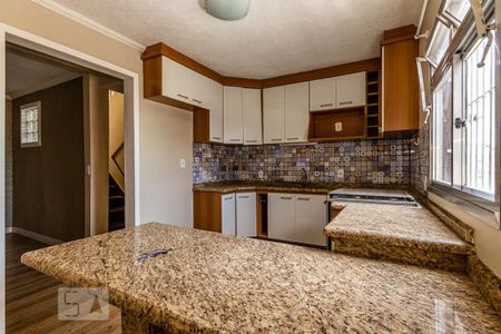 Casa à venda com 250m², 4 quartos e 2 vagasCozinha