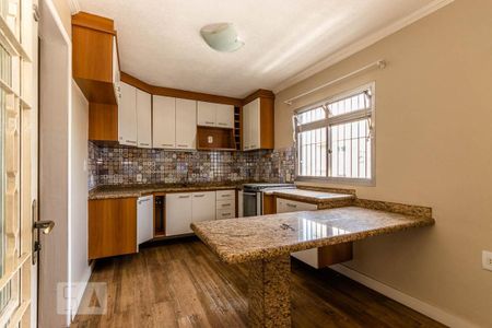 Casa à venda com 250m², 4 quartos e 2 vagasCozinha