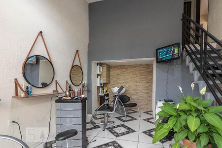 Casa à venda com 250m², 4 quartos e 2 vagasSalão