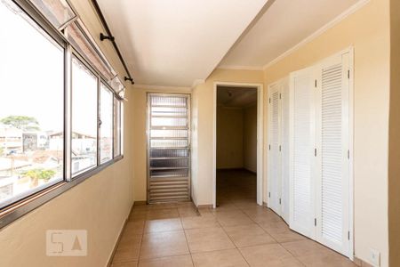 Casa à venda com 250m², 4 quartos e 2 vagasSala piso superior 