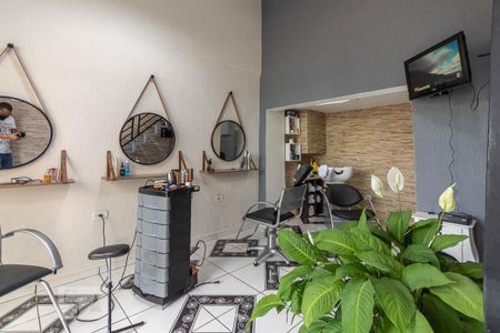 Casa à venda com 250m², 4 quartos e 2 vagasSalão