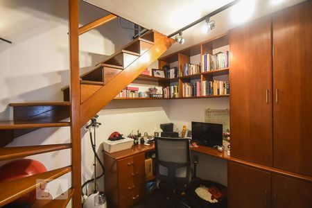 Apartamento à venda com 129m², 2 quartos e 2 vagasEscritório