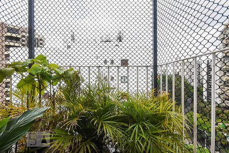 Varanda de apartamento à venda com 2 quartos, 129m² em Vila Andrade, São Paulo