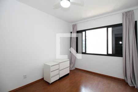 Quarto de apartamento para alugar com 3 quartos, 150m² em Cerqueira César, São Paulo