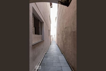 Casa de condomínio para alugar com 50m², 1 quarto e sem vaga Casa de condomínio para alugar com 50m², 1 quarto e sem vagaÁrea Externa