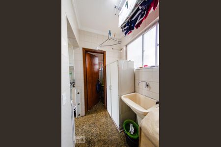 Apartamento à venda com 140m², 3 quartos e 1 vagaÁrea de serviço