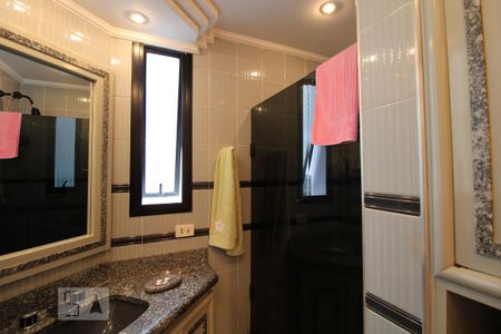 Apartamento à venda com 260m², 4 quartos e 2 vagasBanheiro da Suíte 1