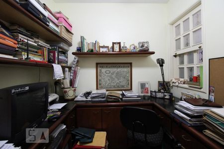 Apartamento à venda com 260m², 4 quartos e 2 vagasEscritório