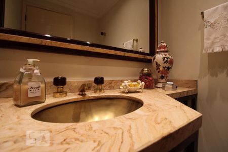 Apartamento à venda com 260m², 4 quartos e 2 vagasLavabo