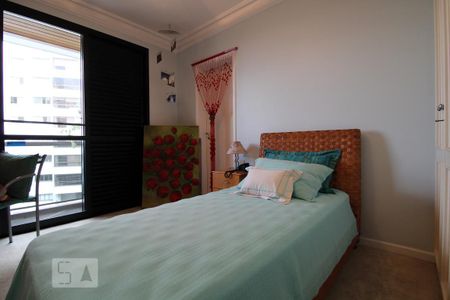 Apartamento à venda com 260m², 4 quartos e 2 vagasSuíte 2