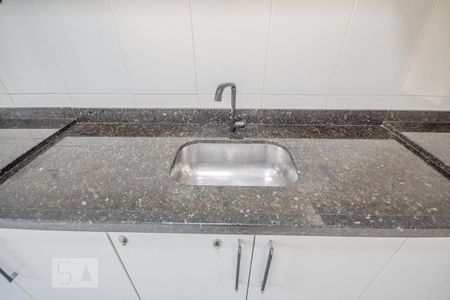 Apartamento para alugar com 60m², 2 quartos e 2 vagasCozinha