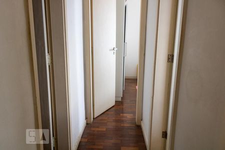 Apartamento à venda com 250m², 3 quartos e 3 vagasCorredor