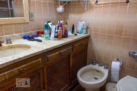 Apartamento à venda com 250m², 3 quartos e 3 vagasBanheiro 2