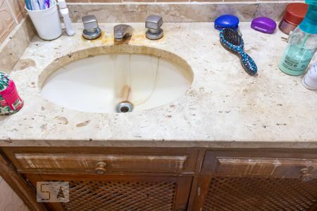 Apartamento à venda com 250m², 3 quartos e 3 vagasBanheiro 2