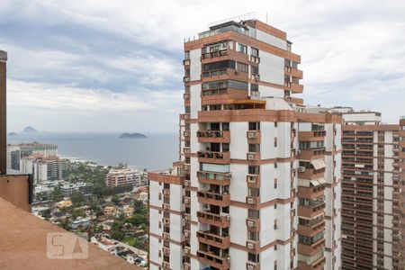 Apartamento à venda com 250m², 3 quartos e 3 vagasVista da Rua