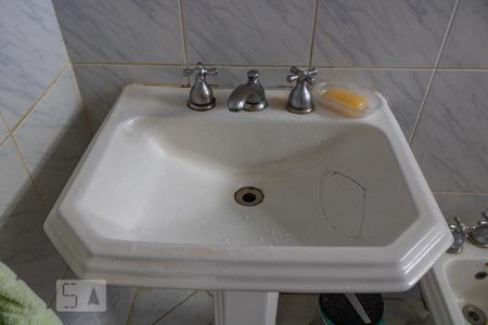 Apartamento à venda com 250m², 3 quartos e 3 vagasBanheiro da Suíte