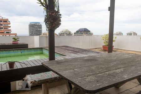 Apartamento à venda com 250m², 3 quartos e 3 vagasEspaço Gourmet