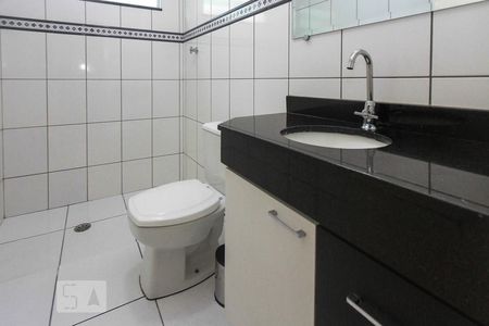 Banheiro de casa para alugar com 3 quartos, 283m² em Vila Primavera, São Paulo
