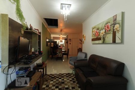 Sala de casa à venda com 2 quartos, 90m² em Hípica, Porto Alegre