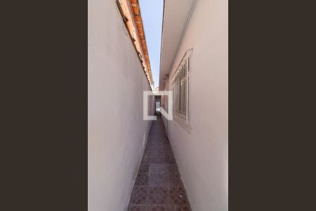 Casa à venda com 150m², 3 quartos e 2 vagasCasa 1 - Corredor    