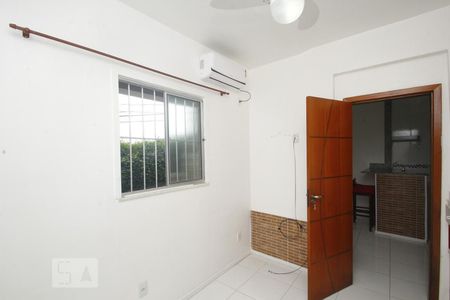Quarto de casa para alugar com 1 quarto, 45m² em Catete, Rio de Janeiro