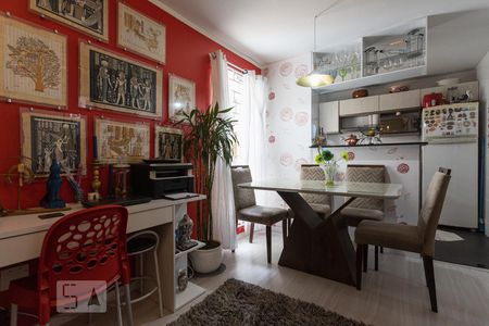 Sala de apartamento para alugar com 2 quartos, 46m² em Santa Cândida, Curitiba