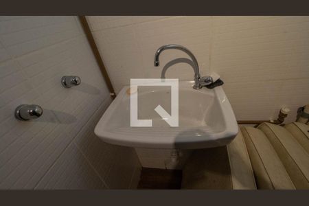 Apartamento à venda com 130m², 2 quartos e 2 vagas Apartamento à venda com 130m², 2 quartos e 2 vagasBanheiro 2