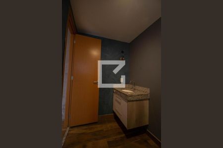 Apartamento à venda com 130m², 2 quartos e 2 vagas Apartamento à venda com 130m², 2 quartos e 2 vagasBanheiro 2