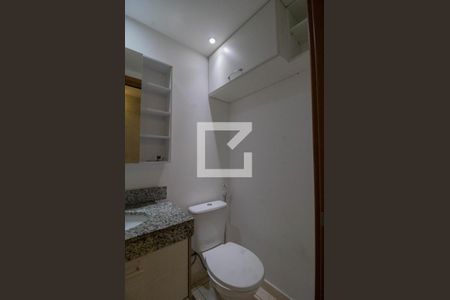 Apartamento à venda com 130m², 2 quartos e 2 vagas Apartamento à venda com 130m², 2 quartos e 2 vagasBanheiro 1