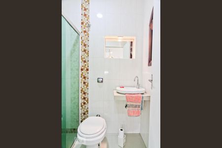 Casa à venda com 165m², 4 quartos e 3 vagasBanheiro de Serviço