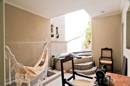 Casa à venda com 165m², 4 quartos e 3 vagasQuintal