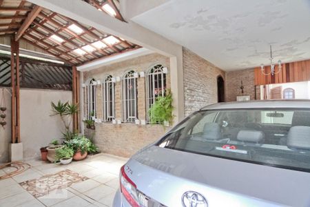Casa à venda com 165m², 4 quartos e 3 vagasGaragem