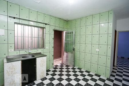 Cozinha de casa para alugar com 1 quarto, 15m² em Parque Pinheiros, Taboão da Serra