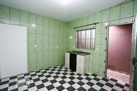 Cozinha de casa para alugar com 1 quarto, 15m² em Parque Pinheiros, Taboão da Serra