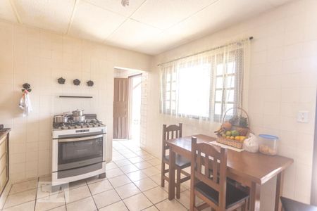 Casa à venda com 131m², 3 quartos e 3 vagasCozinha