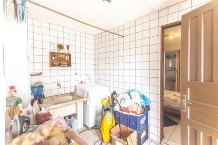 Casa à venda com 131m², 3 quartos e 3 vagasÁrea de serviço