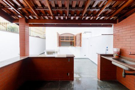 Casa à venda com 190m², 4 quartos e 2 vagasChurrasqueira