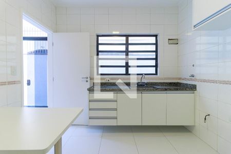Casa à venda com 190m², 4 quartos e 2 vagasCozinha