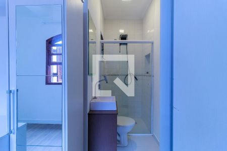 Casa à venda com 190m², 4 quartos e 2 vagasBanheiro de Serviço