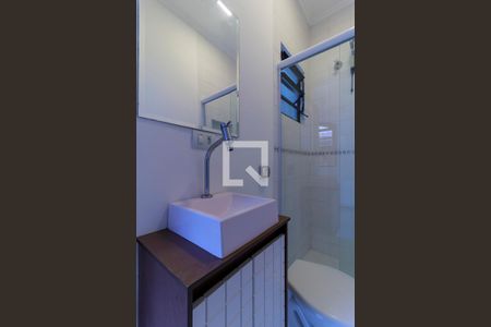 Casa à venda com 190m², 4 quartos e 2 vagasBanheiro de Serviço