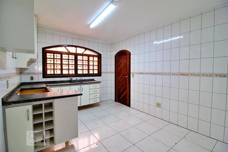 Casa à venda com 185m², 3 quartos e 2 vagasCozinha
