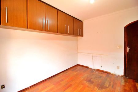 Casa à venda com 185m², 3 quartos e 2 vagasQuarto 3