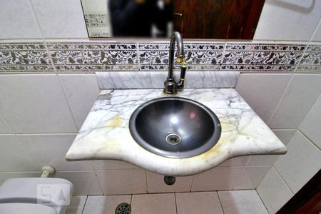 Lavabo de casa à venda com 3 quartos, 185m² em Jardim Las Vegas, Santo André
