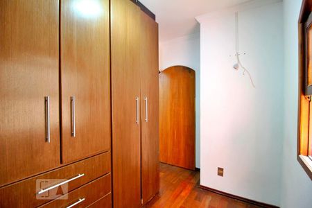 Casa à venda com 185m², 3 quartos e 2 vagasQuarto 2