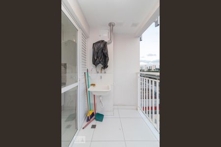 Apartamento para alugar com 45m², 2 quartos e sem vaga Apartamento para alugar com 45m², 2 quartos e sem vagaÁrea de serviço