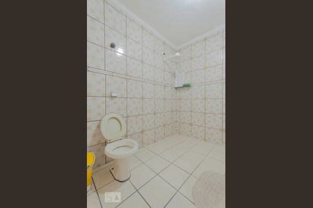 Banheiro 1 de casa para alugar com 5 quartos, 250m² em Jardim Lisboa, São Paulo