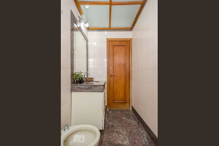 Apartamento para alugar com 170m², 4 quartos e 3 vagasBanheiro Social