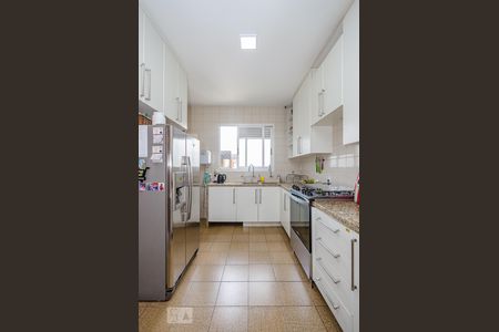 Apartamento para alugar com 170m², 4 quartos e 3 vagasCozinha