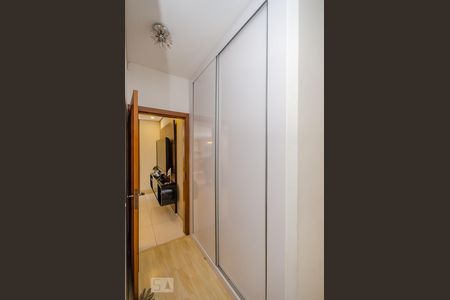 Apartamento para alugar com 170m², 4 quartos e 3 vagasCorredor