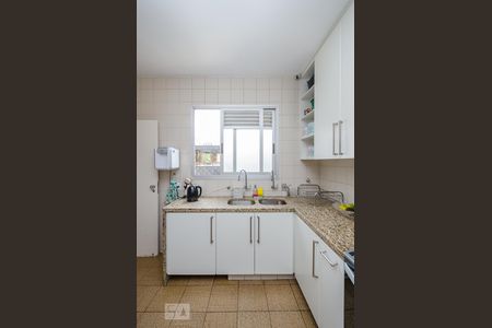 Apartamento para alugar com 170m², 4 quartos e 3 vagasCozinha